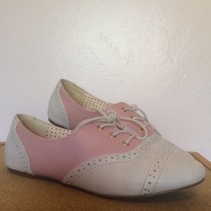 B.A.I.T Emmie Saddle Shoe